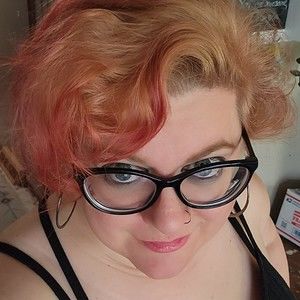 Meet your Posher, Helen